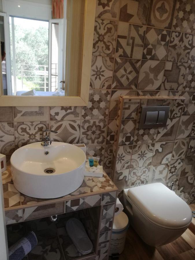 Rastoni Guest House Skopelos ภายนอก รูปภาพ
