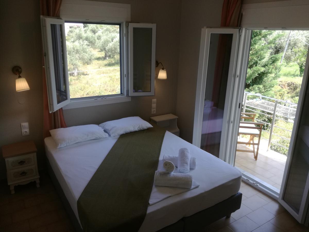 Rastoni Guest House Skopelos ภายนอก รูปภาพ
