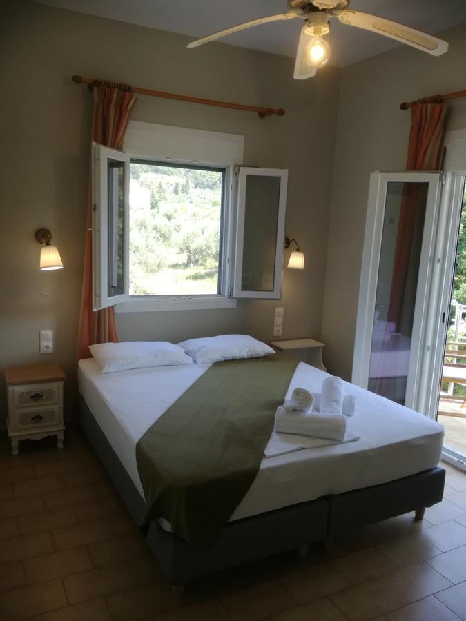 Rastoni Guest House Skopelos ภายนอก รูปภาพ