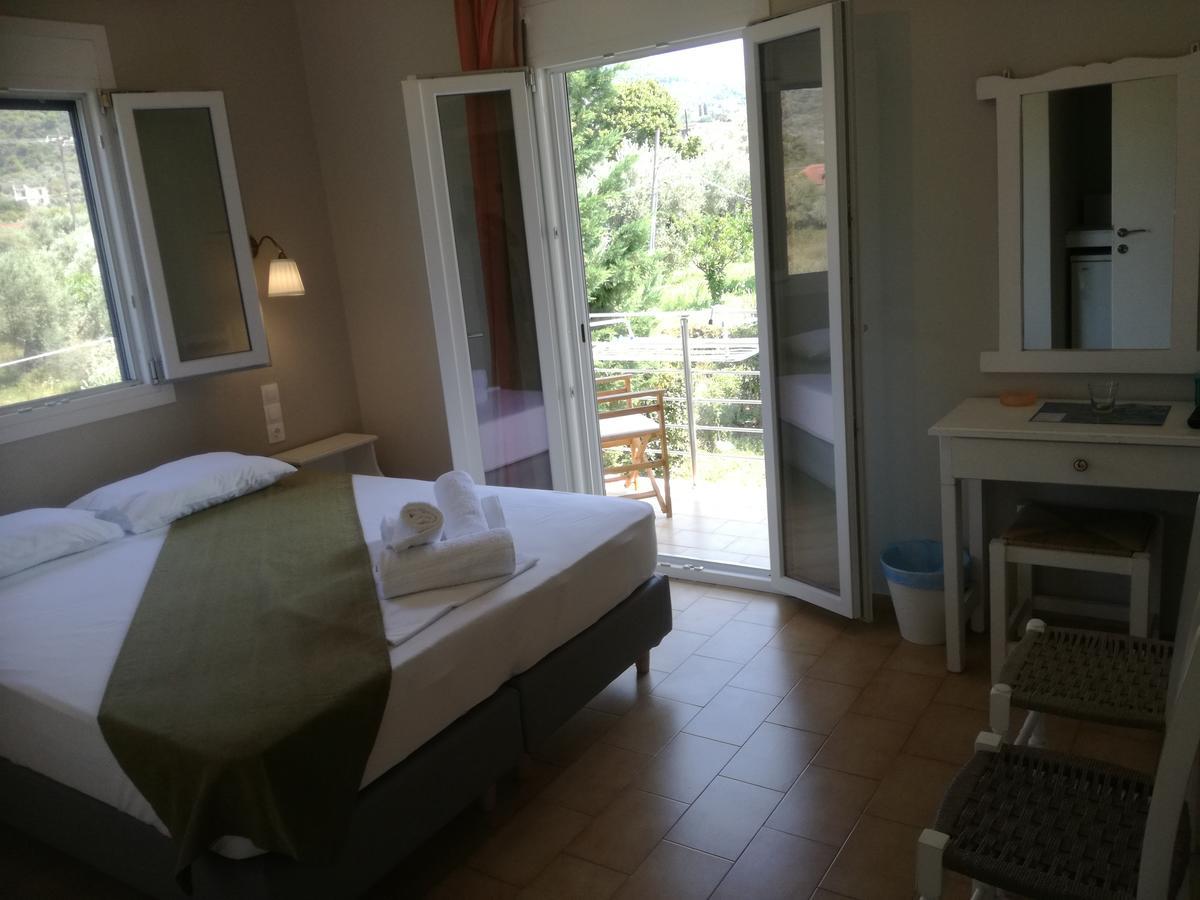 Rastoni Guest House Skopelos ภายนอก รูปภาพ