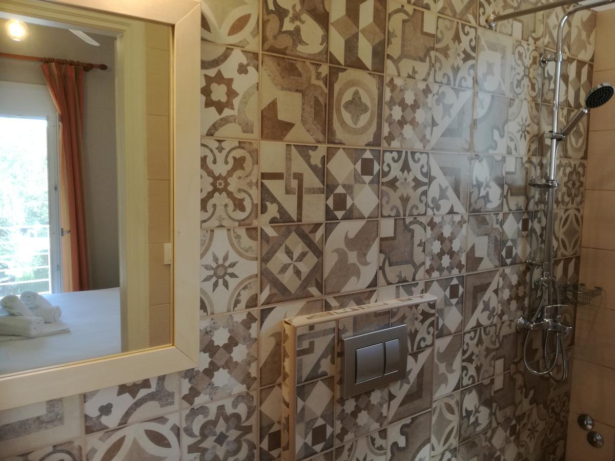 Rastoni Guest House Skopelos ภายนอก รูปภาพ