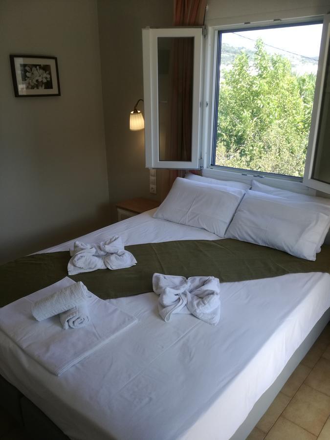 Rastoni Guest House Skopelos ภายนอก รูปภาพ